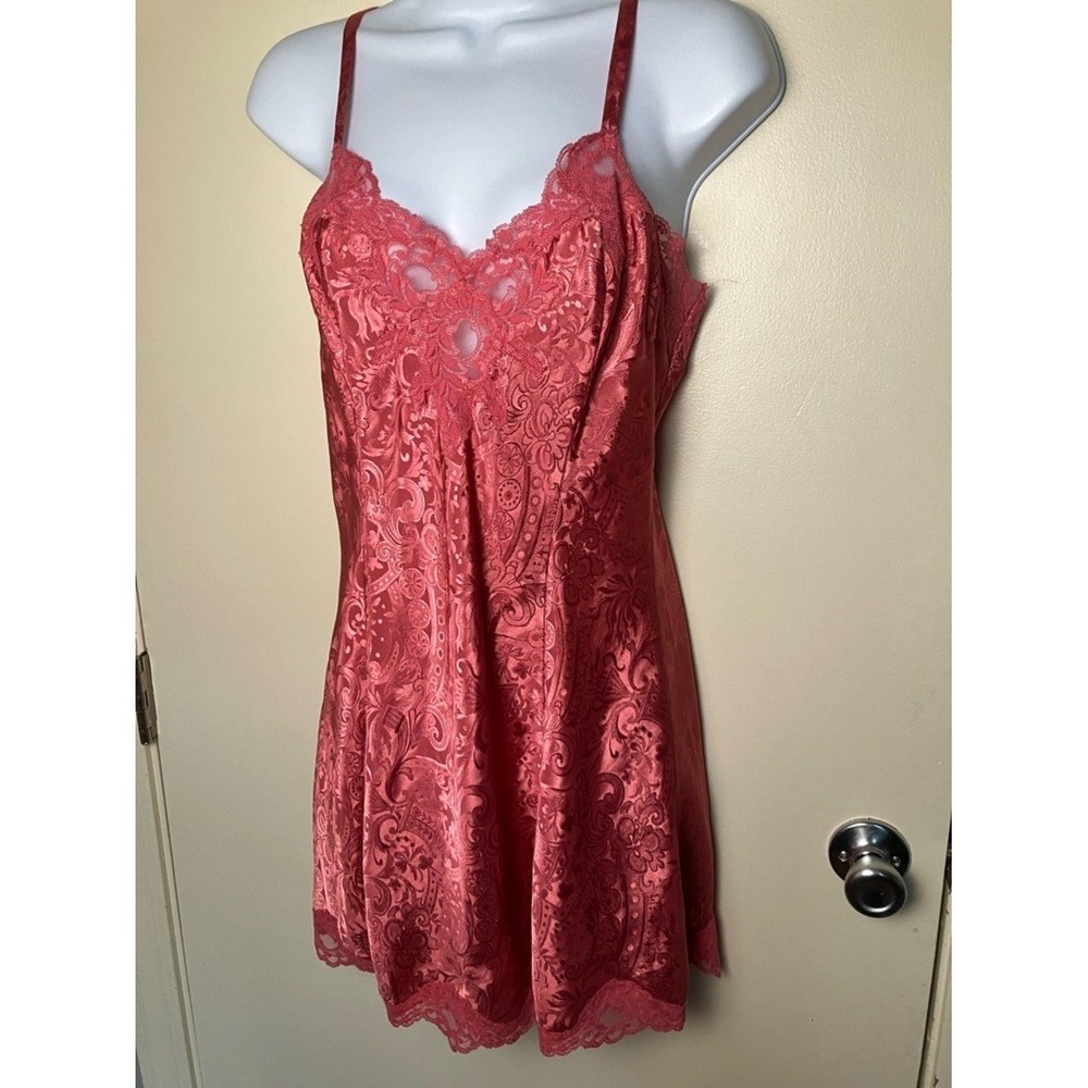 Vintage Victoria's Secret Lace Trim Pink Chemise Gold Label Sz M Pin-Up Chic